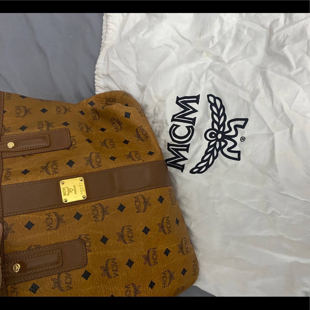 MCM TOTE BAG